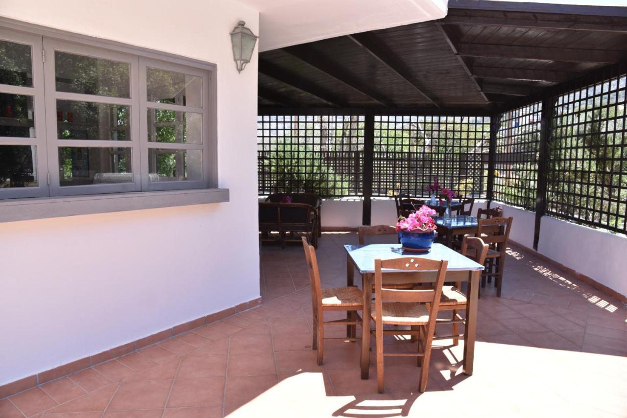 Boutique Hotel Tilos Mare Livadia  ภายนอก รูปภาพ